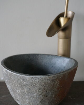 Rene Houtman Kleine Stenen Waskom + Spoelgat | H12,5 x B24 x D20 cm