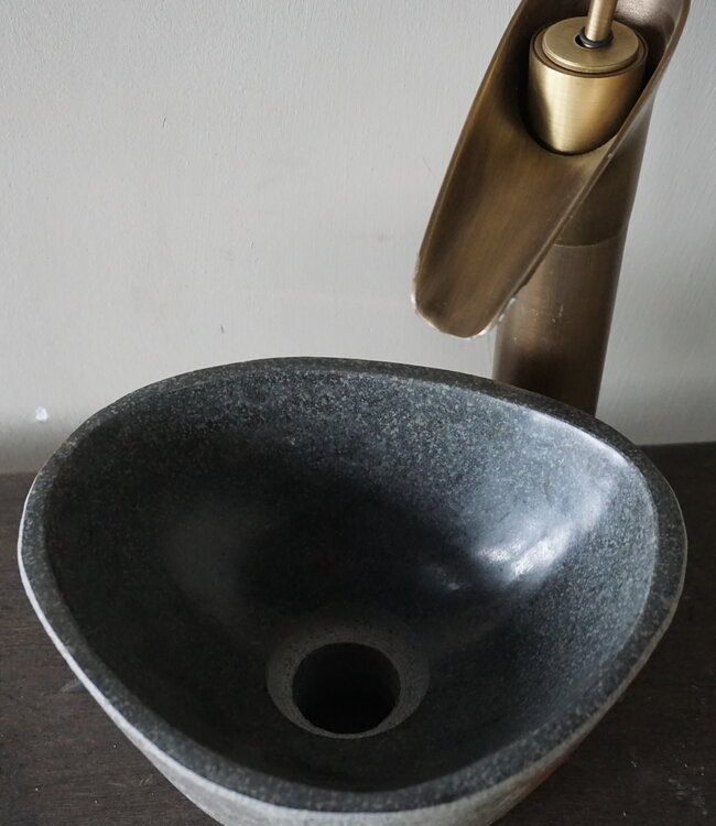 Rene Houtman Kleine Stenen Waskom + Spoelgat | H12,5 x B24 x D20 cm