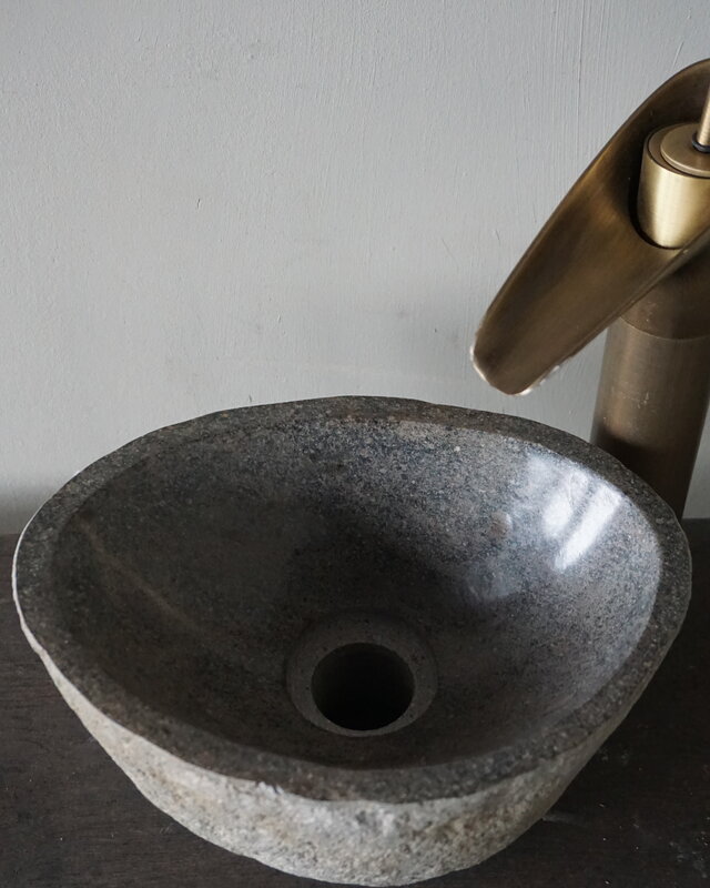 Rene Houtman Kleine Stenen Waskom + Spoelgat | H13,5 x B26 x D20,5 cm