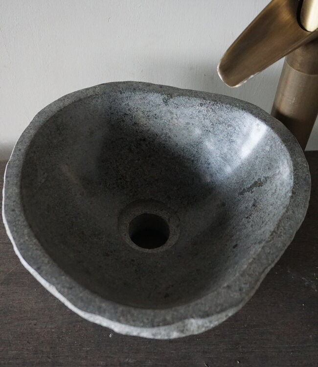 Rene Houtman Kleine Stenen Waskom + Spoelgat | H13,5 x B28 x D28 cm
