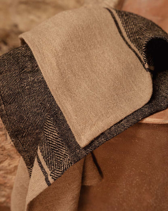 Bazar Bizar Antwerp The Linen Moody keukendoek - naturel zwart - 50x70 cm