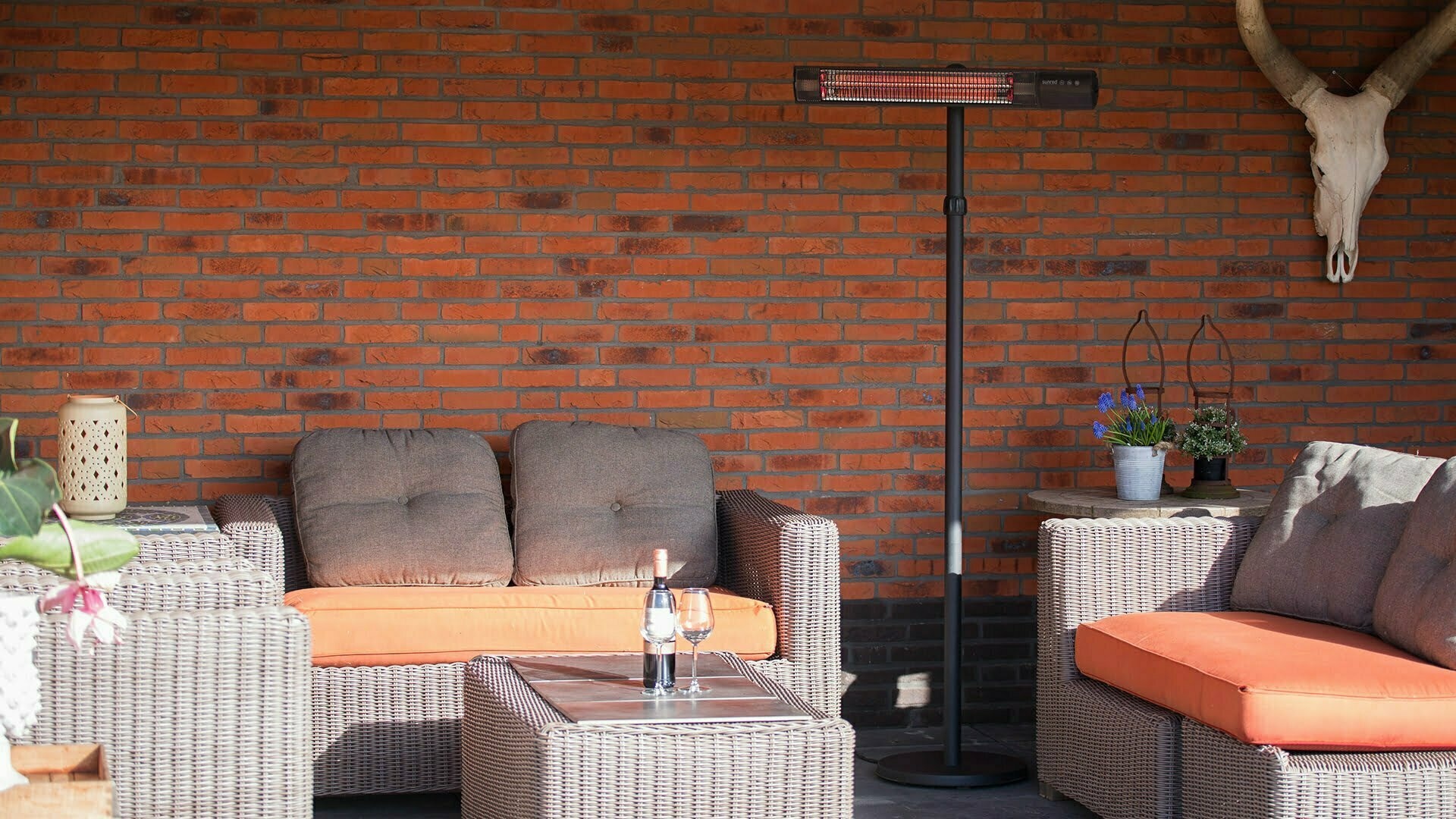 SUNRED Terrasverwarmer Donker staand zwart 2500 watt