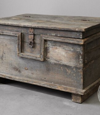 Be-Uniq Oude Dekenkist | India | Uniek Exemplaar H41xB64xD41 Cm