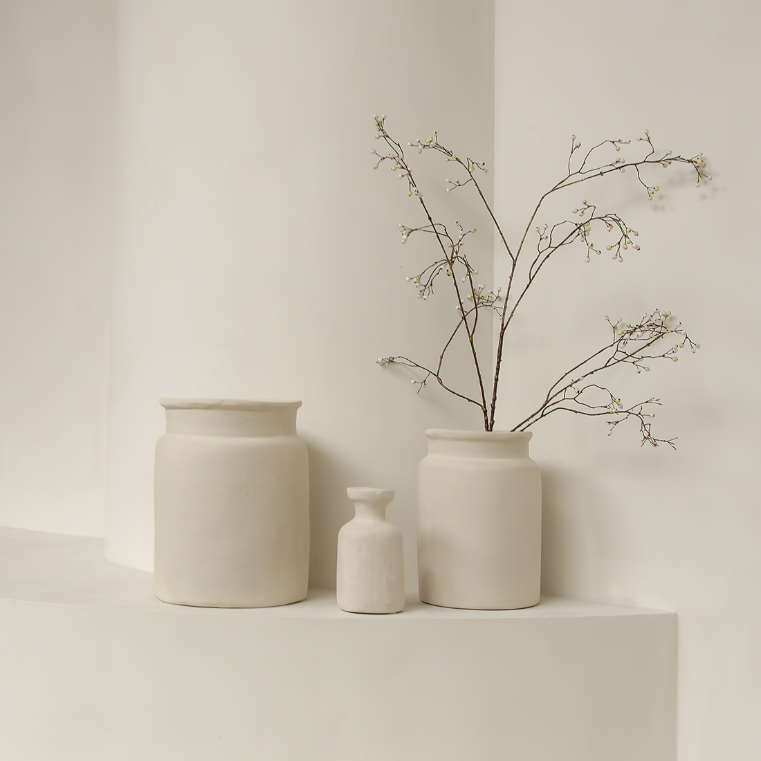 Raw Materials Amsterdam Decoratieve Vaas Mandore L | Krijt | 37,5x37,5x35 cm