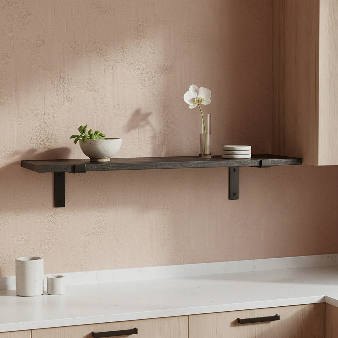 Raw Materials Amsterdam Factory wandplank zwart - FSC-gerecycled hout - 80 cm