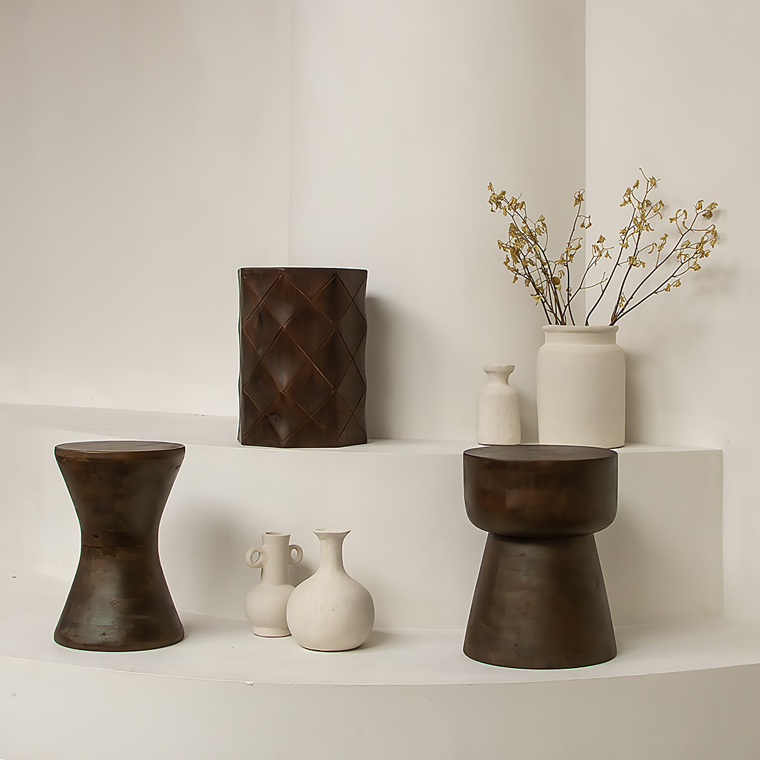 Raw Materials Amsterdam Decoratieve Vaas Mandore M | Krijt | 22x22x31 cm