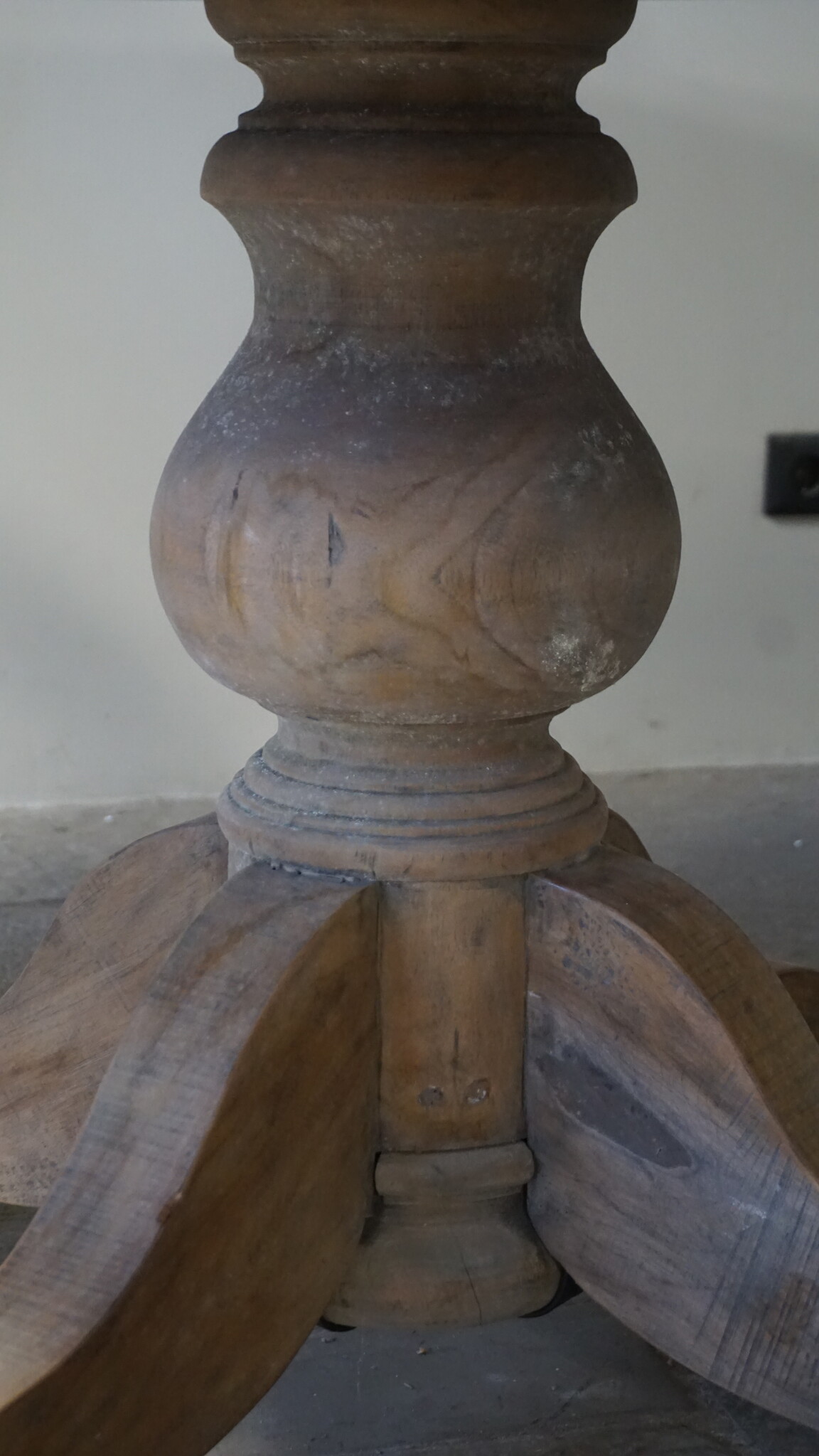 Rene Houtman Eetkamertafel | Rond | Bruin | H80 x D160 cm