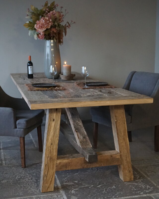 Rene Houtman Oud Eikenhouten Tafel | L270 x D100 x H80 cm