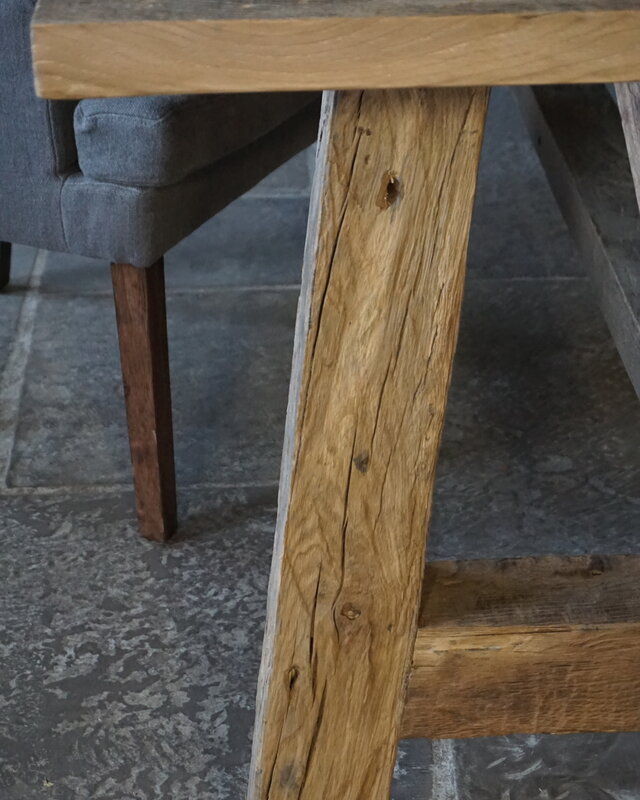 Rene Houtman Oud Eikenhouten Tafel | L270 x D100 x H80 cm