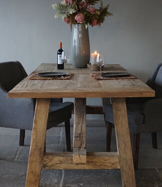 Rene Houtman Oud Eikenhouten Tafel | Nr 1 | L250 x D100 x H79 cm