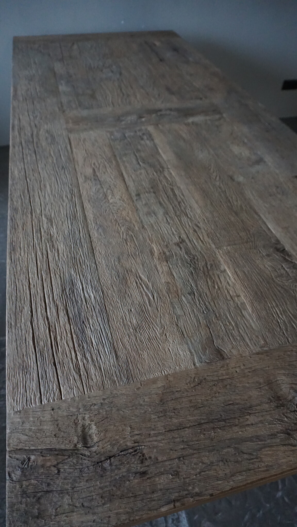 Rene Houtman Oud Eikenhouten Tafel | Nr 1 | L250 x D100 x H79 cm