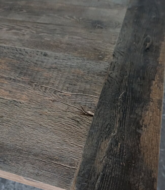Rene Houtman Oud Eikenhouten Tafel | Nr 2 | L250 x D100 x H79 cm