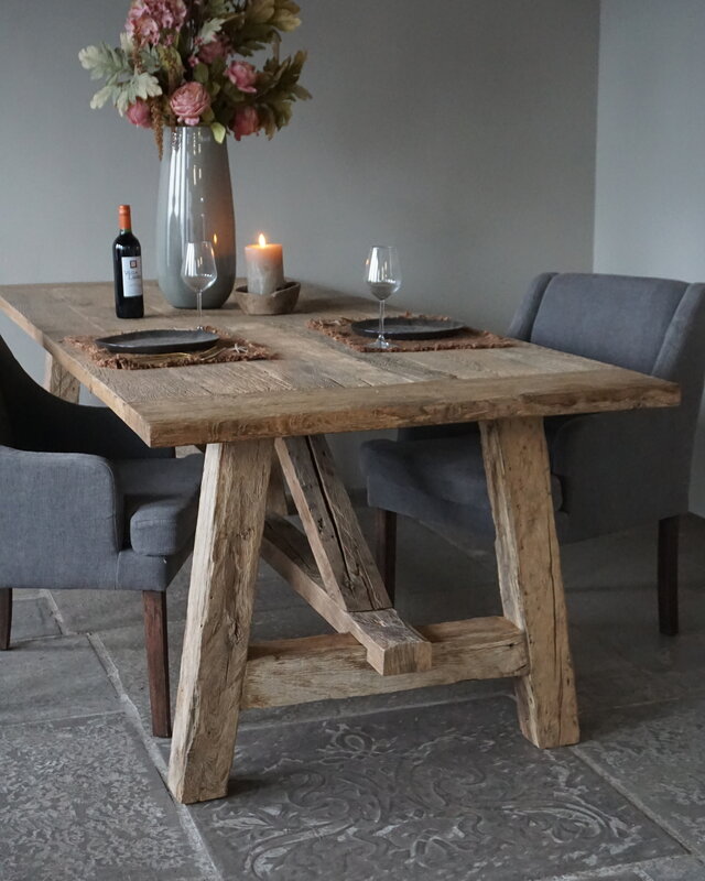 Rene Houtman Oud Eikenhouten Tafel | L252 x D100 x H78 cm