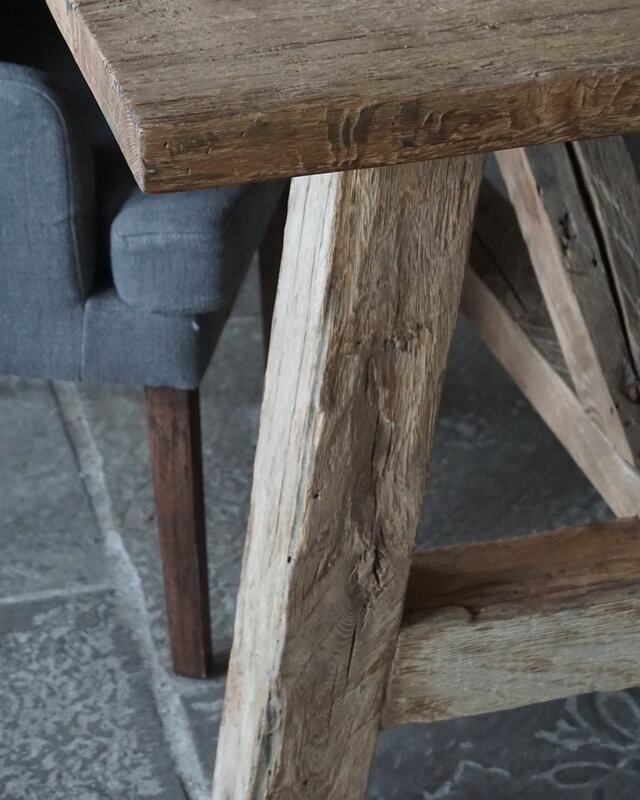 Rene Houtman Oud Eikenhouten Tafel | L252 x D100 x H78 cm