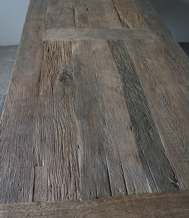 Rene Houtman Oud Eikenhouten Tafel | L252 x D100 x H78 cm