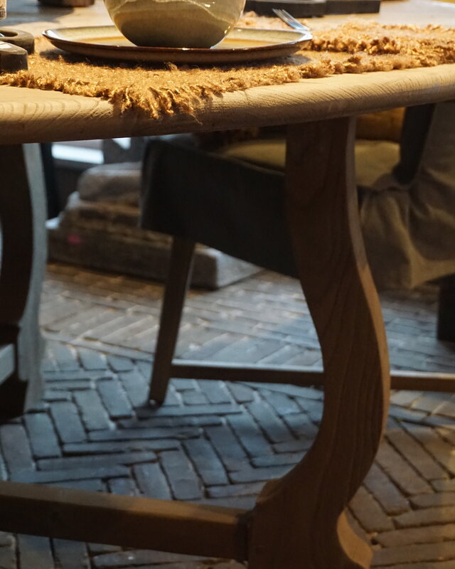Rene Houtman Ronde Tafel | Olmhout | H76 x D175 cm
