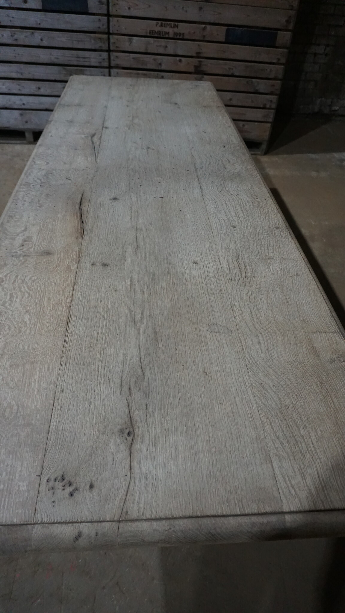 Rene Houtman Eiken Tafel Met Bolpoot | H75xB265xD90 cm