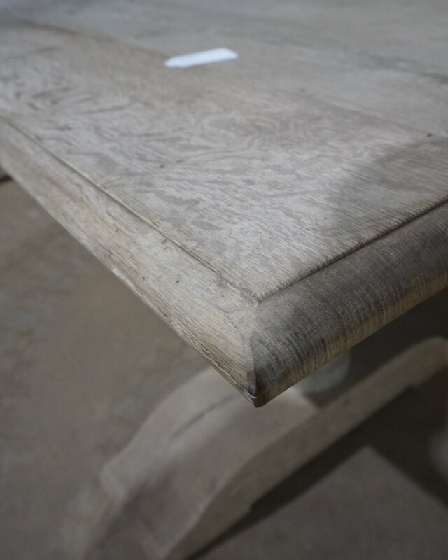 Rene Houtman Eiken Tafel Met Bolpoot | H75xB265xD90 cm