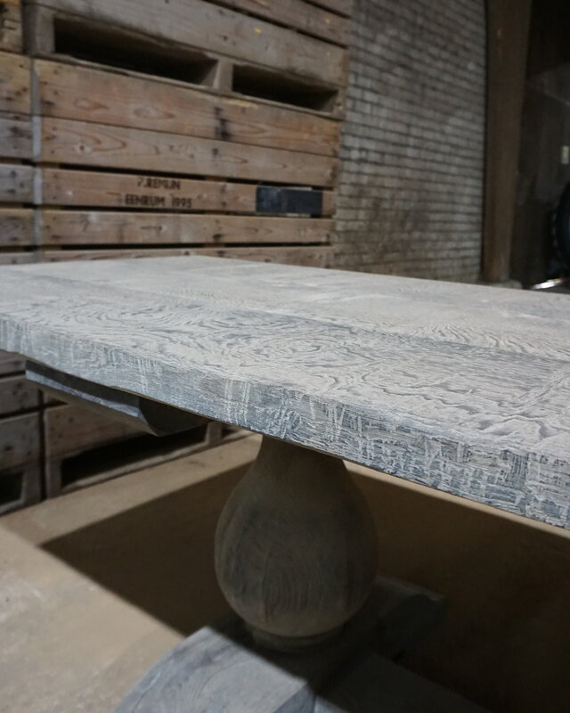 Rene Houtman Eiken Tafel bolpoot | H75xB375xD90 cm
