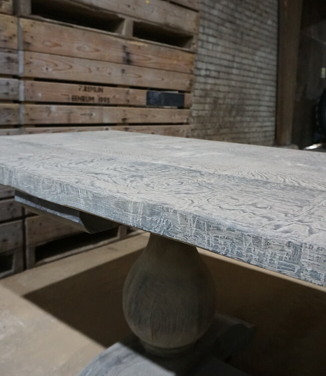Rene Houtman Eiken Tafel bolpoot | H75xB375xD90 cm