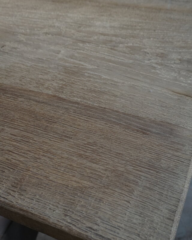 Rene Houtman Eiken Tafel Met Bolpoot | H75xB260xD80 cm