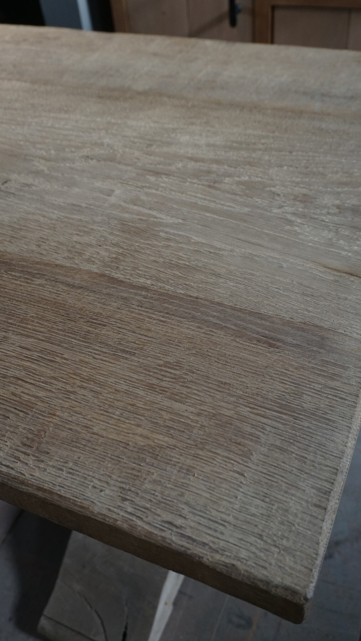 Rene Houtman Eiken Tafel Met Bolpoot | H75xB260xD80 cm