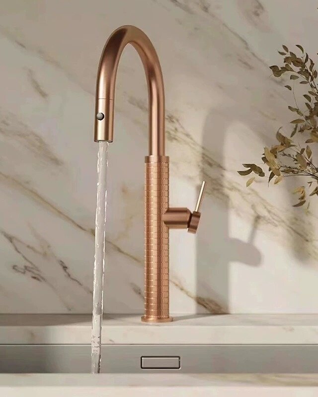 Rene Houtman Rosé gouden keukenkraan | H46,5 cm
