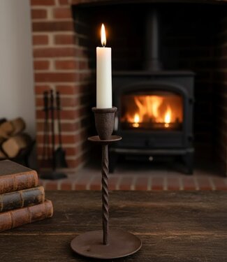 Hoffz Kandelaar Dusk | Twist | Verweerd Ijzer | H21 x D10 cm
