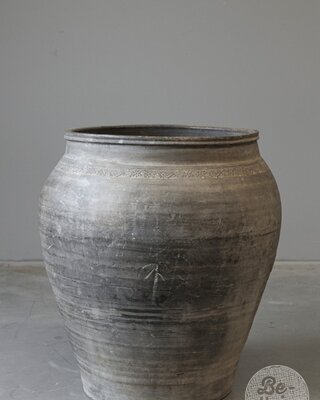 Be-Uniq Oude pot | China | H56  cm