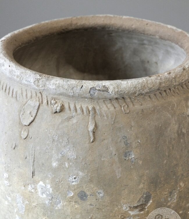 Be-Uniq Oude claypot | India