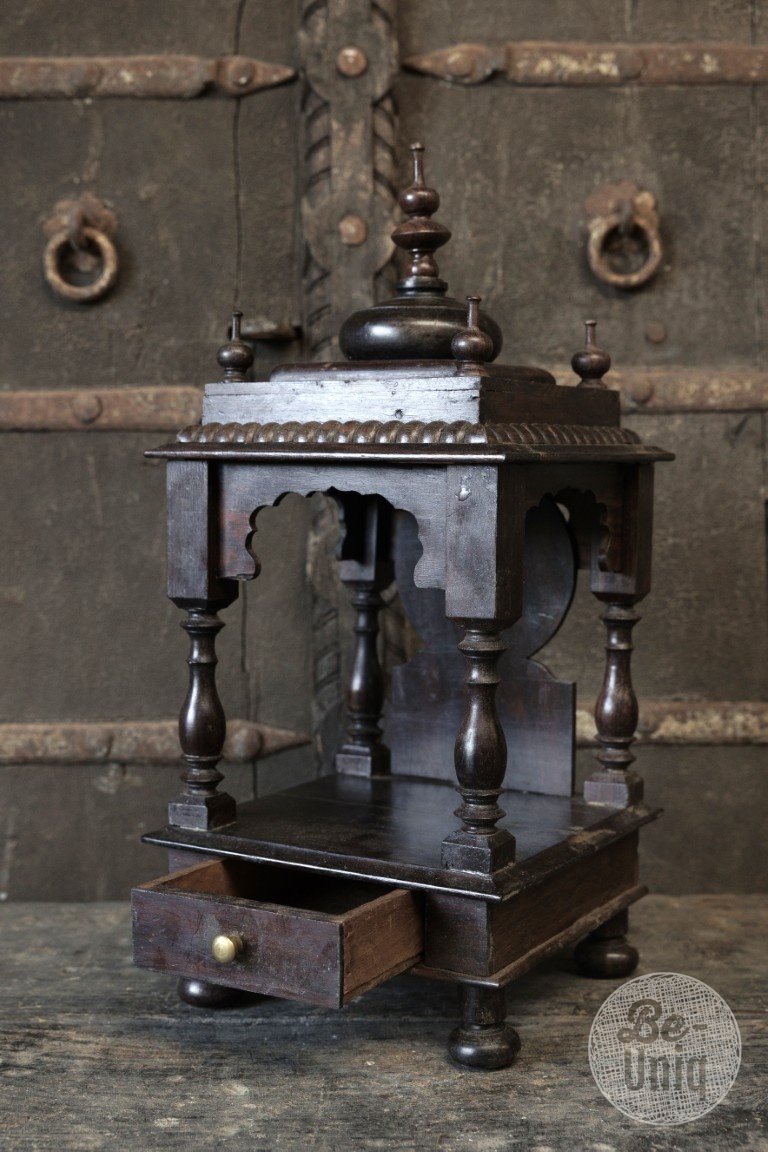 Be-Uniq Origineel oude huis tempel | India