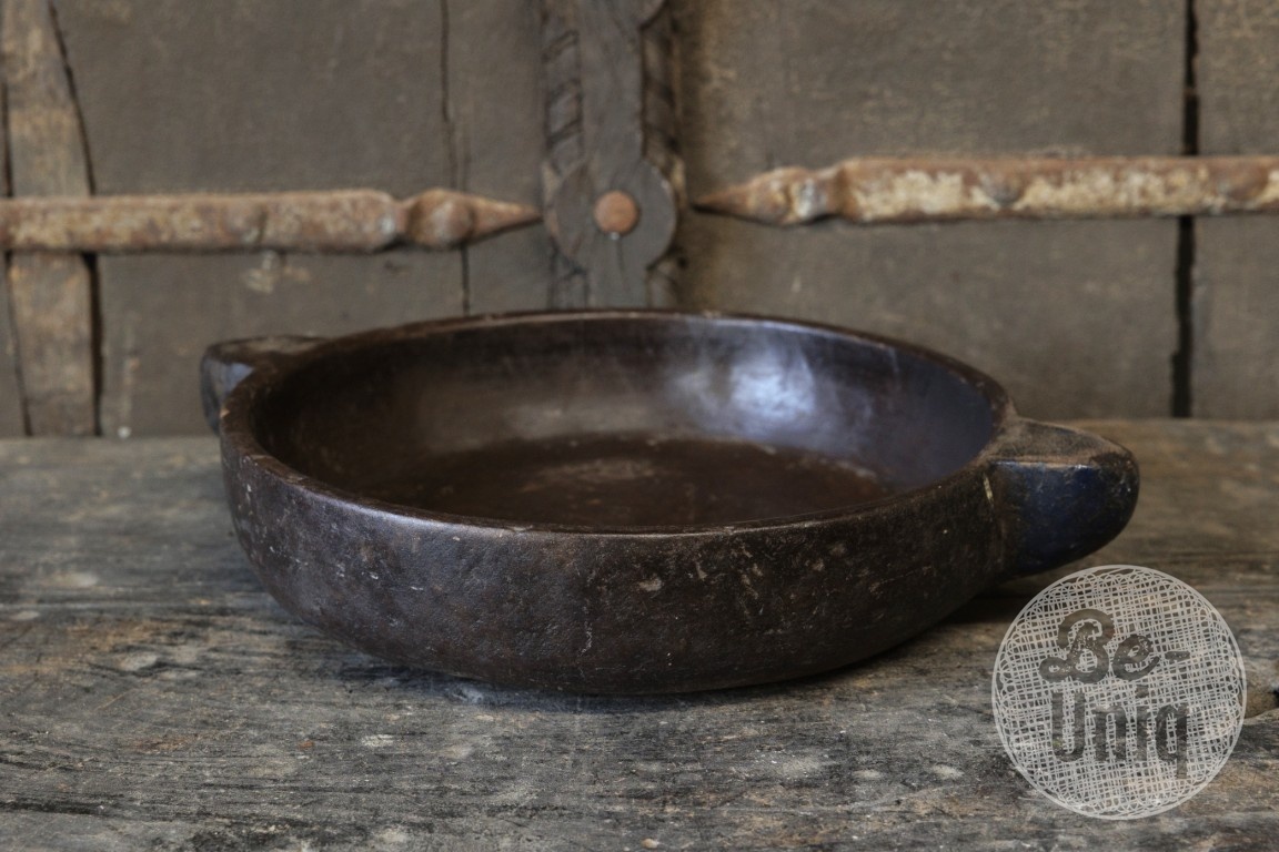 Be-Uniq Origineel oude stenen schaal | India