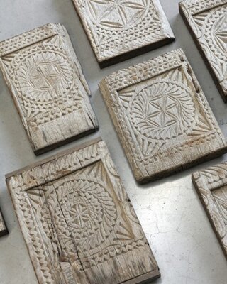 Be-Uniq Set/8 oude snijwerk panelen | India