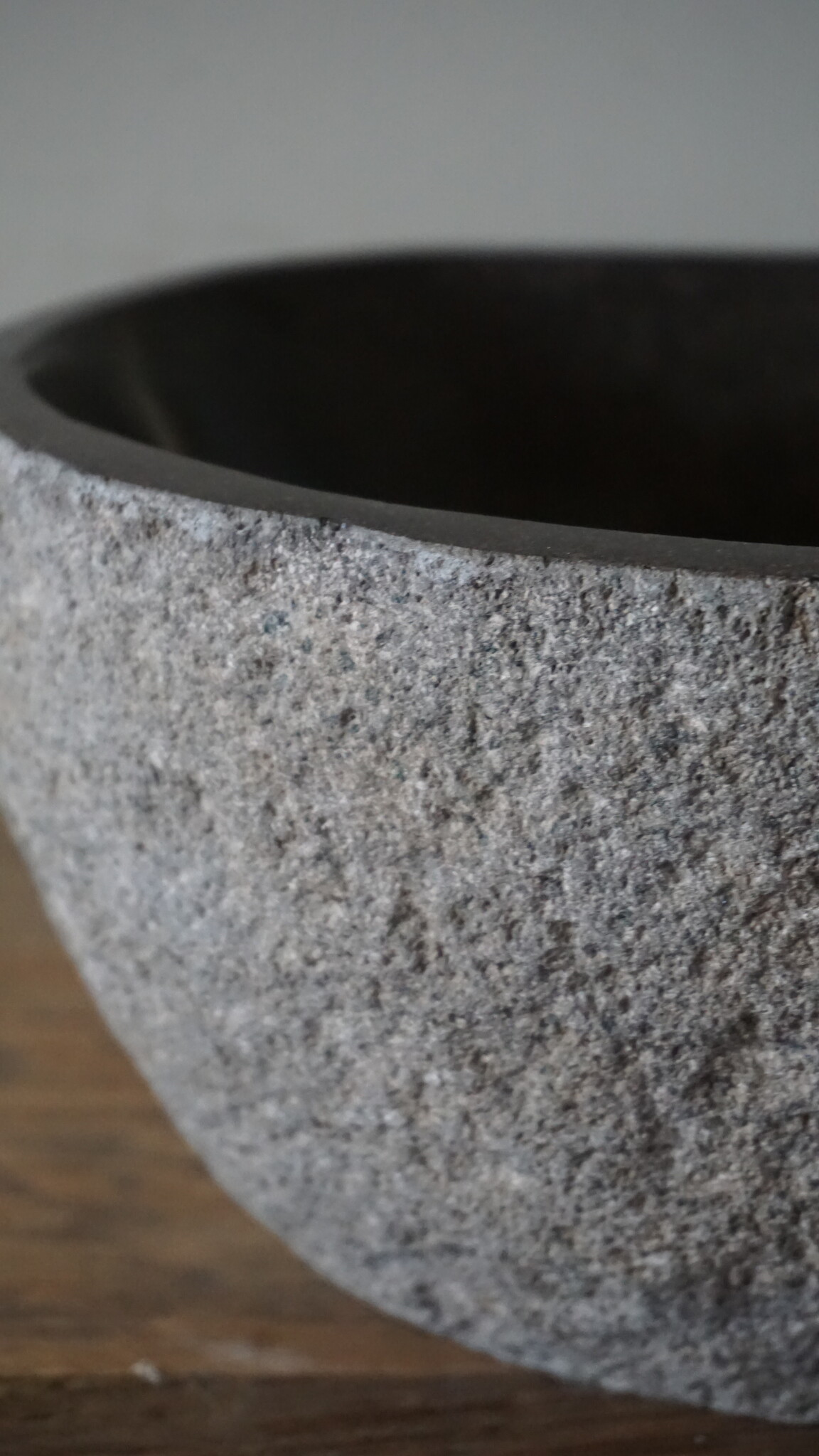 Rene Houtman Kleine Stenen Waskom + Spoelgat | H14 x B30 x D22 cm
