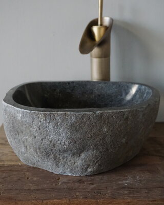 Rene Houtman Kleine Stenen Waskom + Spoelgat | H13 x B31,5 x D25 cm