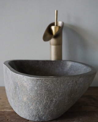 Rene Houtman Kleine Stenen Waskom + Spoelgat | H14 x B29,5 x D27 cm