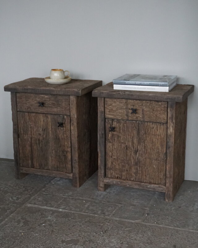 Rene Houtman Nachtkastje | Geborsteld Oud Eiken | H60xB50xD35 cm