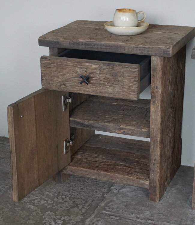 Rene Houtman Nachtkastje | Geborsteld Oud Eiken | H60xB50xD35 cm
