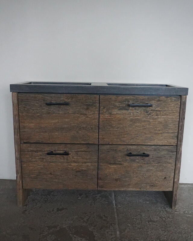 Rene Houtman Badmeubel Sita | Geborsteld Oud Eiken | H90xB120xD46 cm