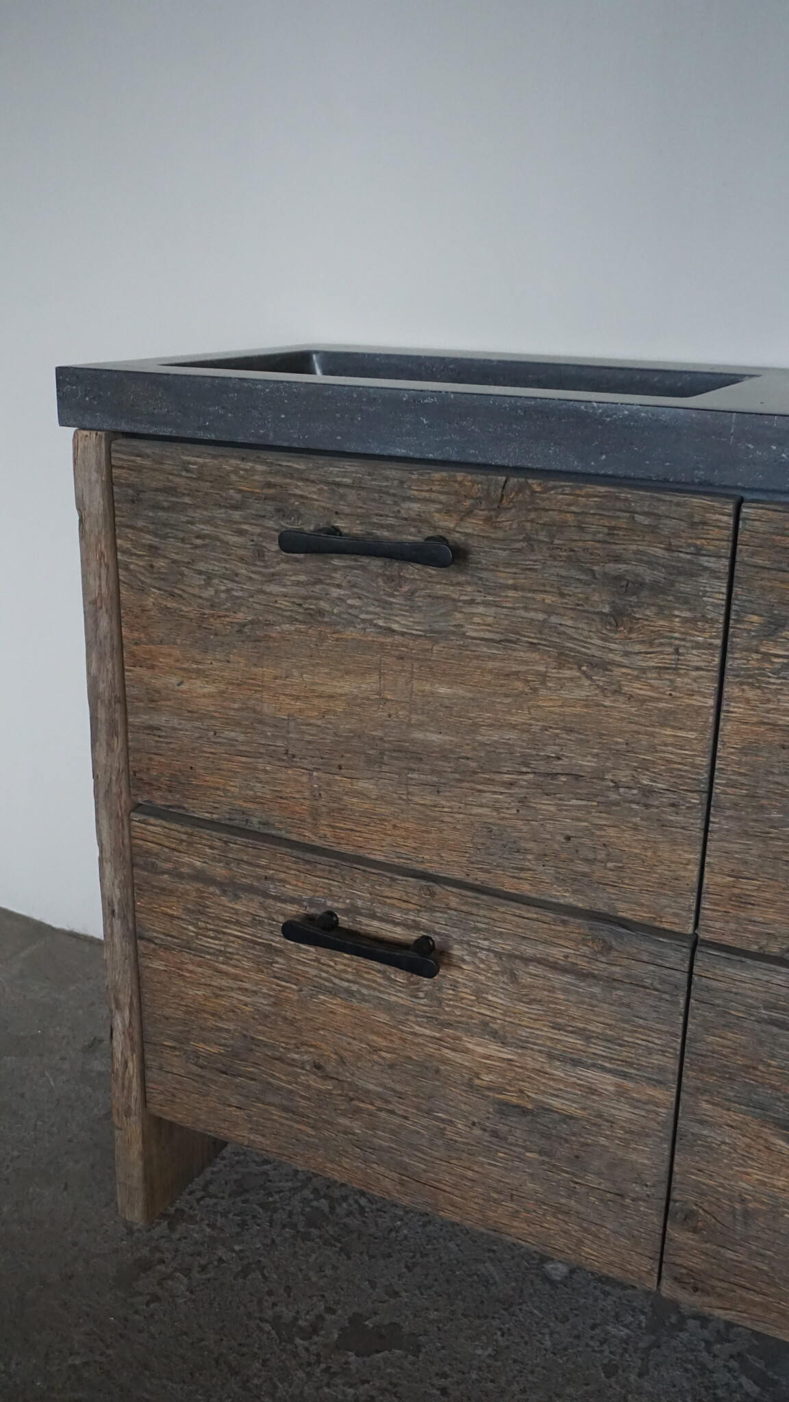 Rene Houtman Badmeubel Sita | Geborsteld Oud Eiken | H90xB120xD46 cm