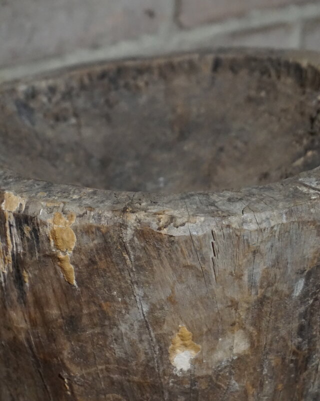 Aura Peeperkorn Oud Houten Vijzel | Uniek | H15 x D26 cm