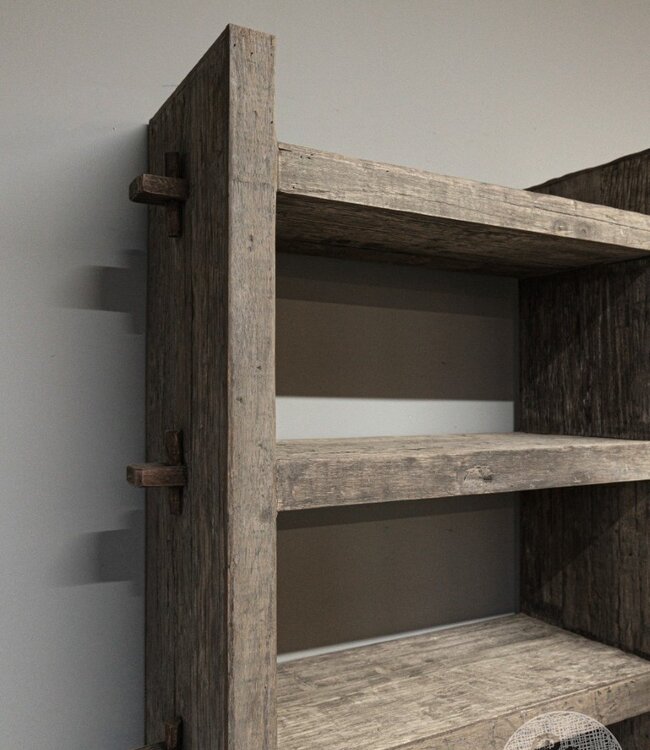 Be-Uniq Boekenrek oud hout | Limited Edition