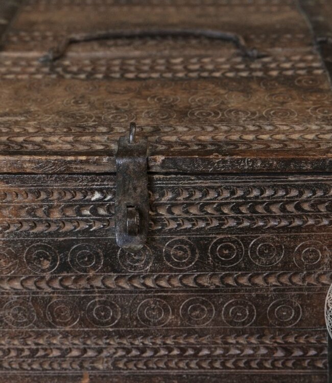 Be-Uniq Origineel oud Dauri kistje | India