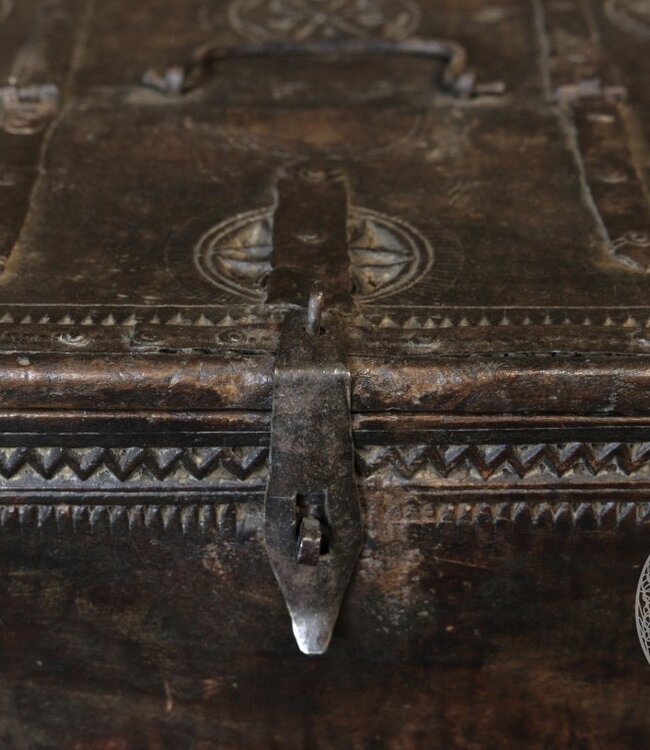 Be-Uniq Origineel oud Dauri kistje | India | H22 cm