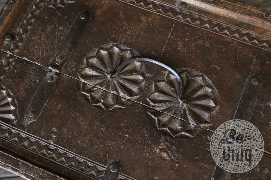 Be-Uniq Origineel oud Dauri kistje | India | H29 cm
