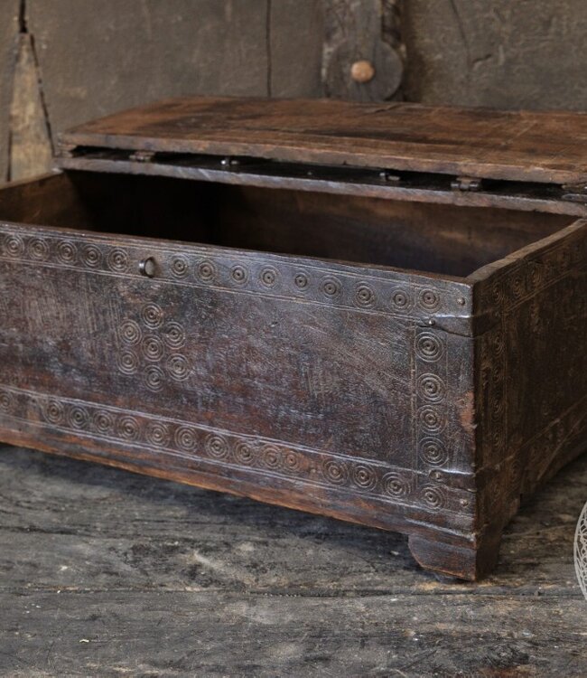 Be-Uniq Origineel oud Dauri kistje | India | H20 cm