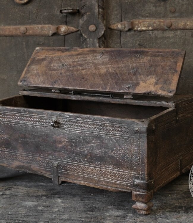 Be-Uniq Origineel oud Dauri kistje | India | H20 cm