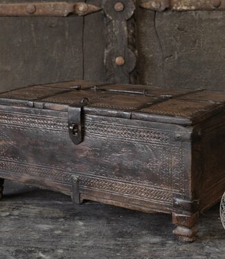 Be-Uniq Origineel oud Dauri kistje | India | H20 cm