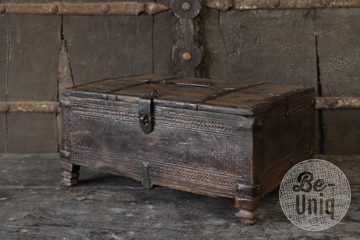 Be-Uniq Origineel oud Dauri kistje | India | H20 cm