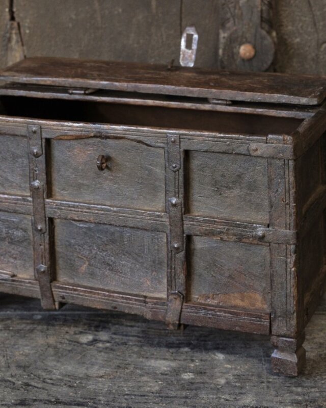 Be-Uniq Origineel oud Dauri kistje | India | H22 cm